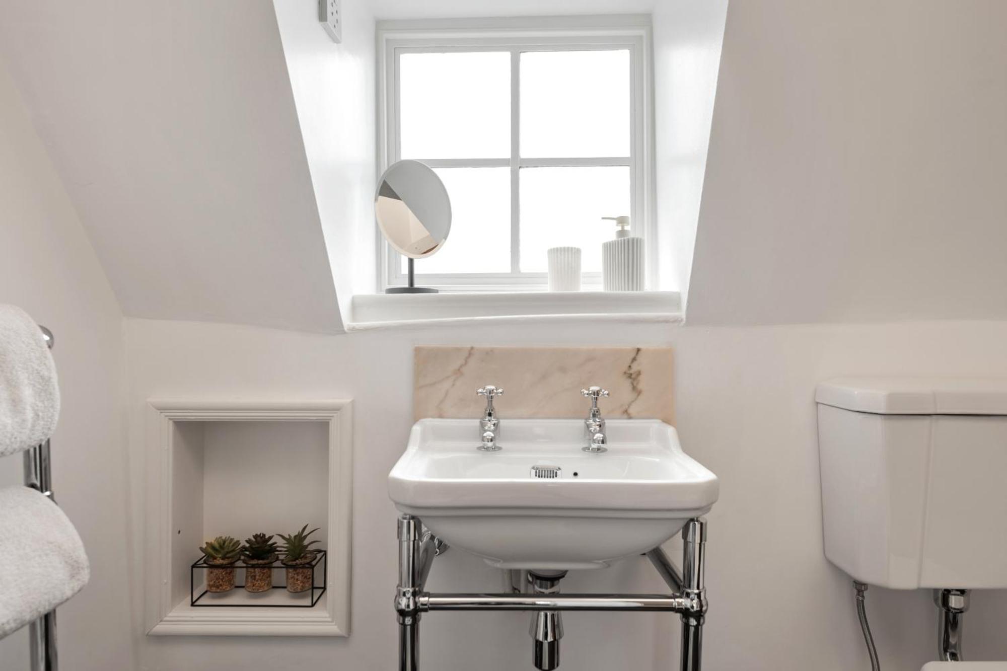 בריינטרי Beautiful Period Property In Historic Town מראה חיצוני תמונה